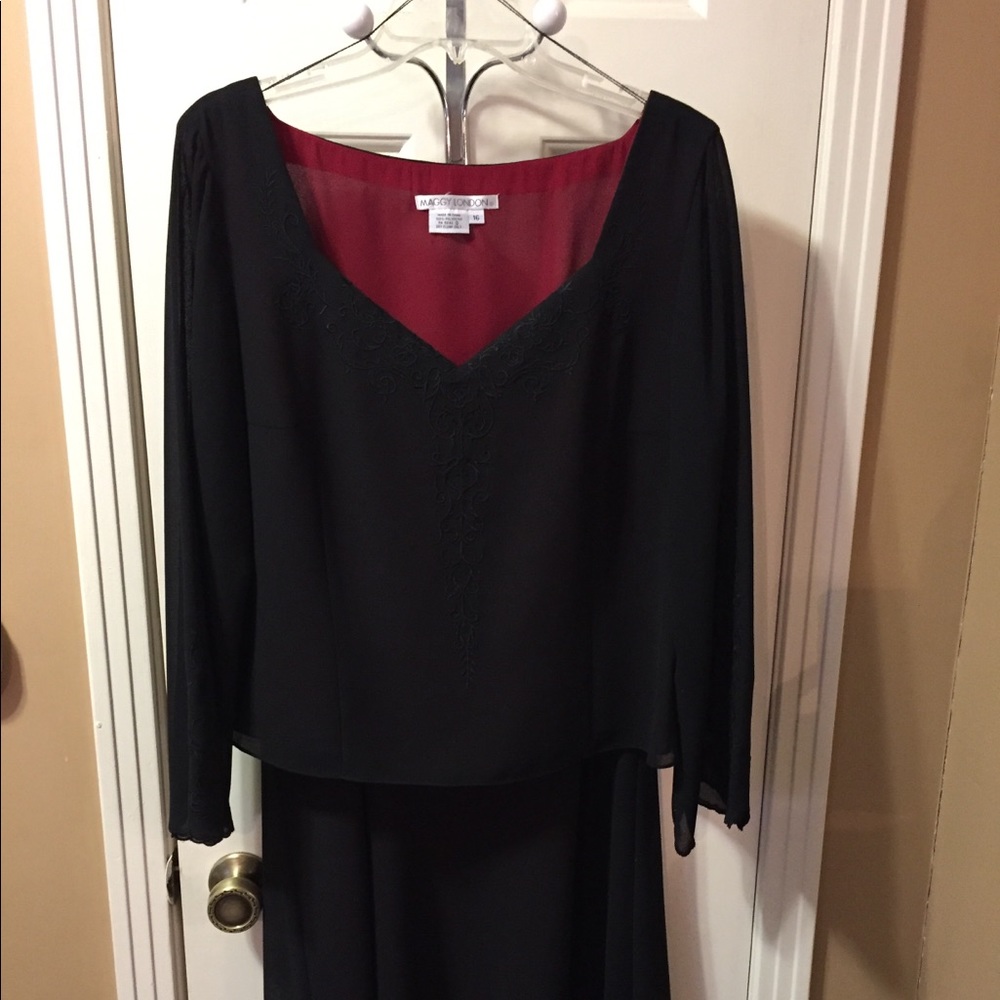 Maggy London Skirt Suit Size 16